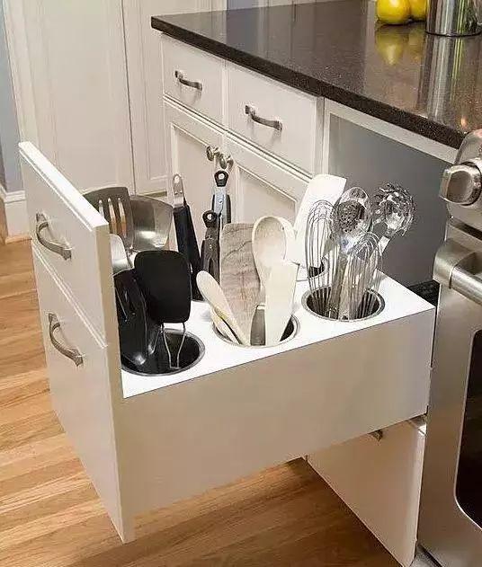 厨房刀具收纳风水_厨房刀具收纳创意设计_厨房刀具勺子收纳架